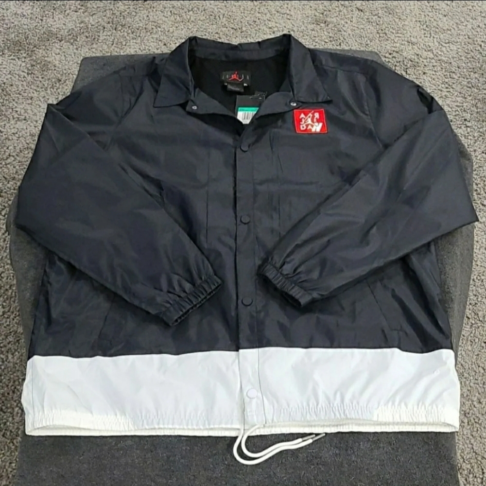 NWT Jordan Legacy AJ 4 Coaches Jacket